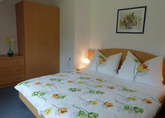 Haus Schoenblick ストローブル